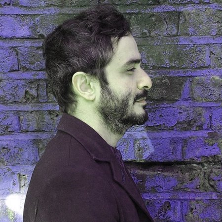 آهنگ باد میشم میرم تو موهات علی عظیمی