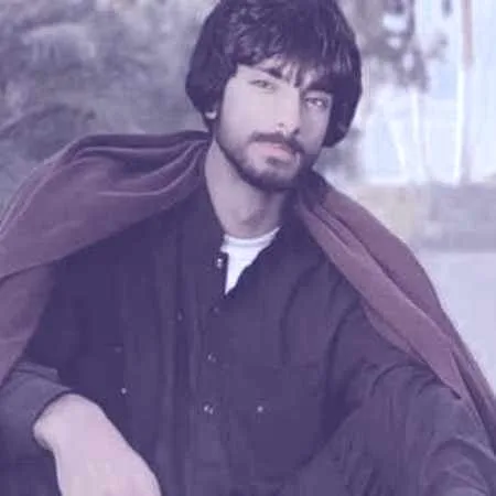 آهنگ محمود بیگانگ گوش کن دنیا